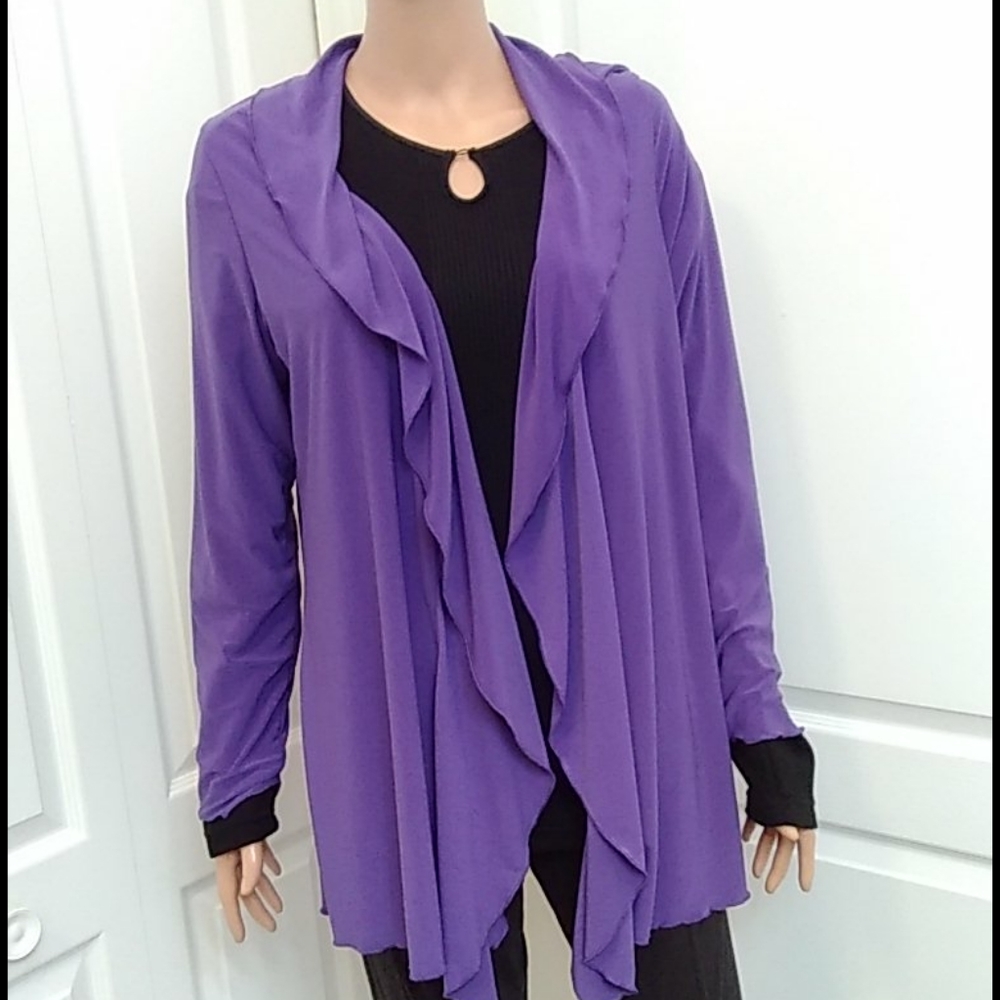 NWOT Shawl with Sleeves Size XXL by Effortless Style